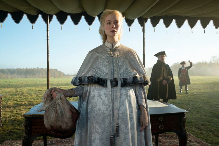 ‘The Great’: Elle Fanning está de volta em novas imagens da 2ª temporada; Confira! 9 the great 2