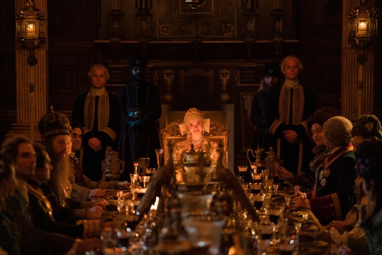 ‘The Great’: Elle Fanning está de volta em novas imagens da 2ª temporada; Confira! 6 the great 5