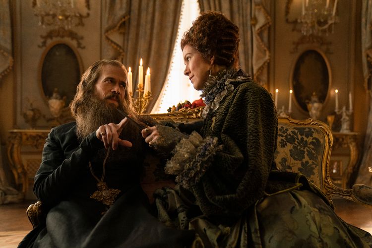 ‘The Great’: Elle Fanning está de volta em novas imagens da 2ª temporada; Confira! 2 the great 9