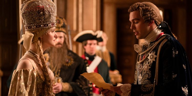 ‘The Great’: Elle Fanning está de volta em novas imagens da 2ª temporada; Confira! 1 the great