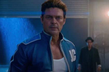 mortal kombat 2 com karl urban como johnny cage